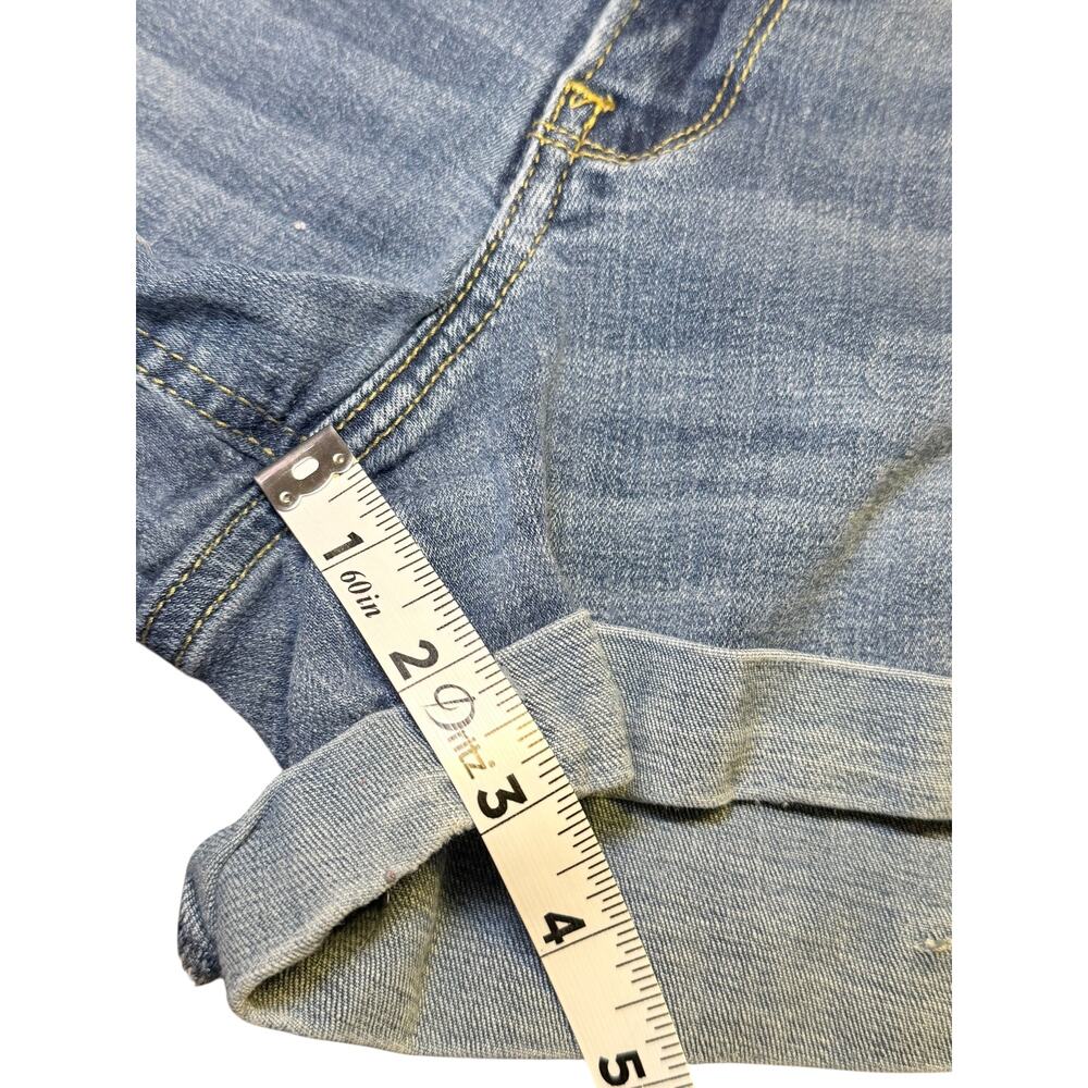 Hollister Mid-Rise Demin Roll Cuff Shorts 3 inch inseam Size 29 - Picture 4 of 6